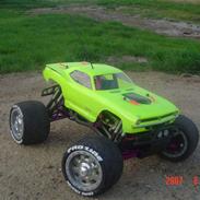 Off-Roader HPI Savage 25