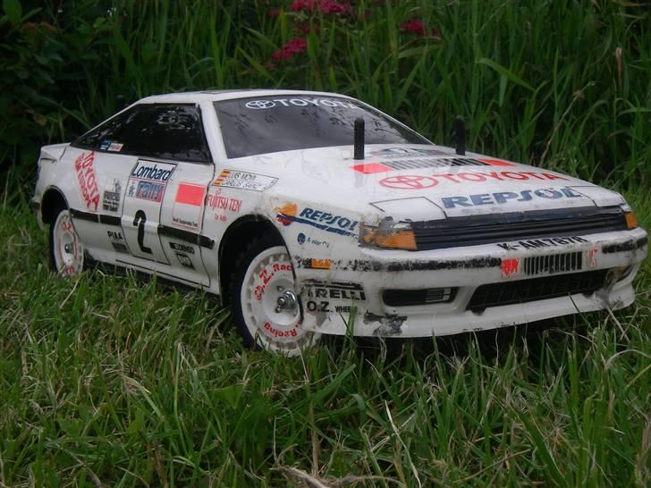 Bil Tamiya Celica TA-01 - Ingen bruger? Se alle billeder i dette link: http://www.rcgalleri.dk/html/gal_visbil.asp?ID=17058&ipc=63519 billede 1