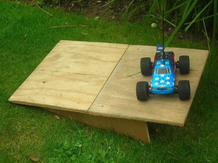 Off-Roader Team Associated RC18MT billede 9