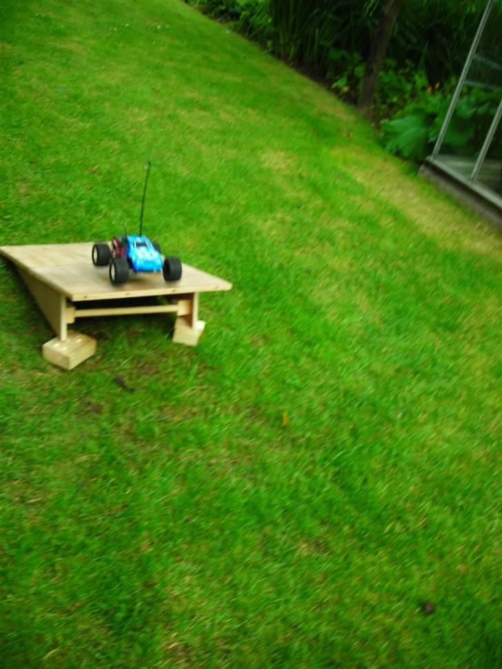 Off-Roader Team Associated RC18MT - der hoppes!! billede 13