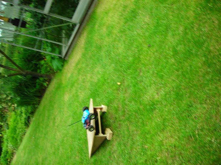 Off-Roader Team Associated RC18MT - der hoppes!! billede 14