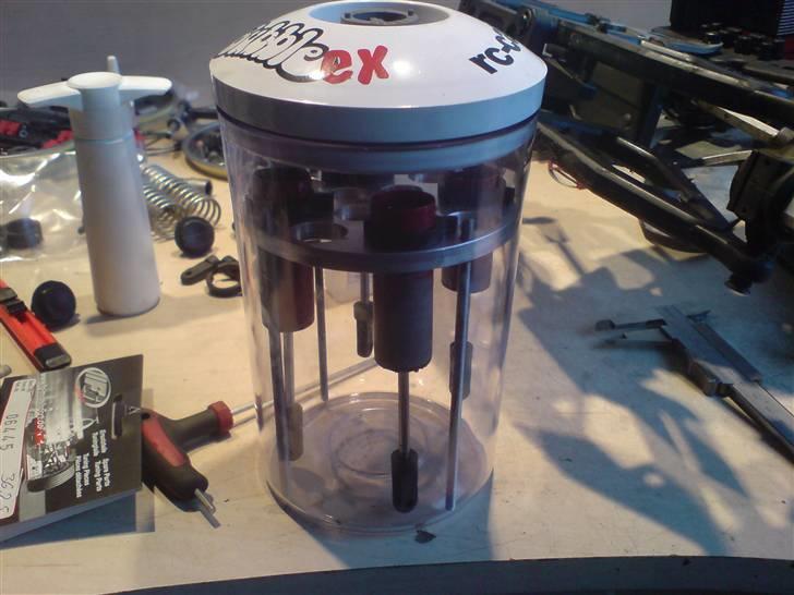 Off-Roader FG Marder SOLGT - Støddæmpere får frisk olie billede 6