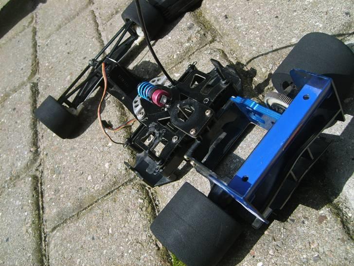 Bil Tamiya R103RS - "Solgt" billede 4