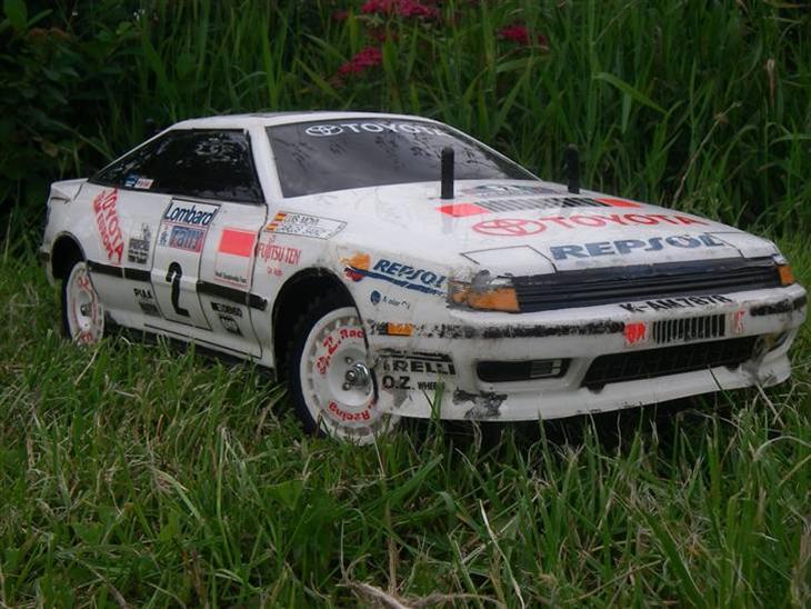 Bil Tamiya Celica TA-01 - Ingen bruger? Se alle billeder i dette link: http://www.rcgalleri.dk/html/gal_visbil.asp?ID=17058&ipc=63519 billede 1