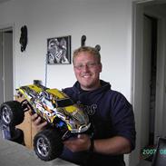 Off-Roader traxxax revo 3.3