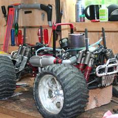 Off-Roader CEN genesis LE - Solgt