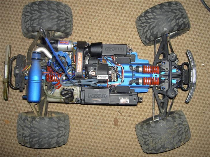 Truck Traxxas REVO 3,3 billede 3