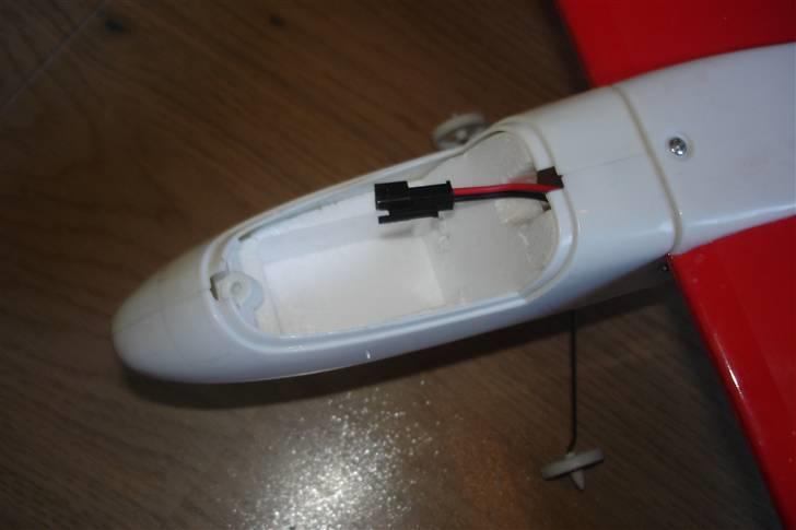 Fly Marchand F-360 - Der hvor batteri sidder billede 15