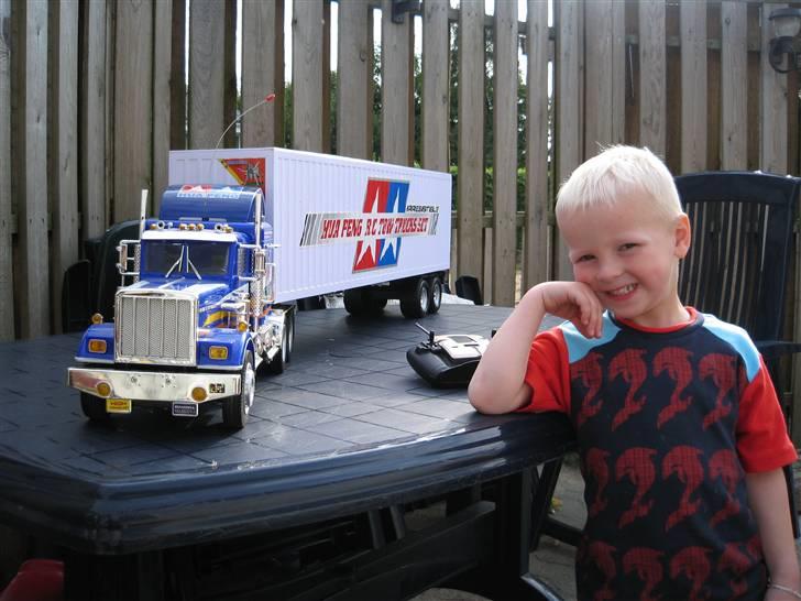 Lastbiler Hue Ping - Min Søns lastbil :) billede 1