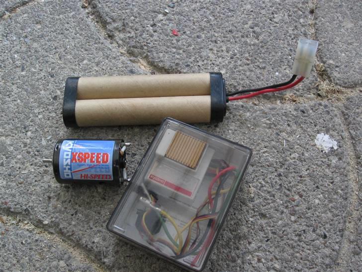 Bil Kyosho Pureten  SOLGT!!!! - stock dele, og det er så det eneste batteri jeg har billede 10