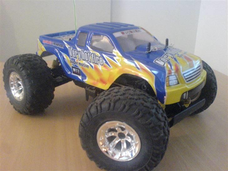 Off-Roader Bonzer Monster Truck XTi billede 1