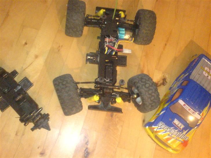 Off-Roader Bonzer Monster Truck XTi billede 6