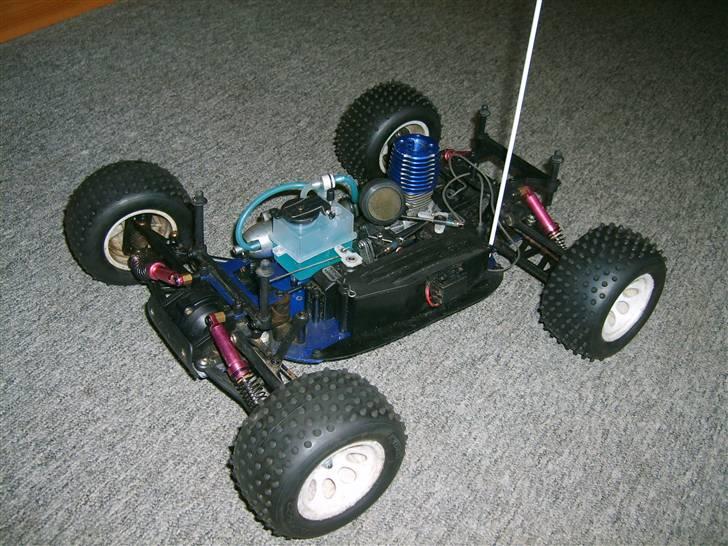 Off-Roader Kyosho Stadium (SOLGT) billede 9