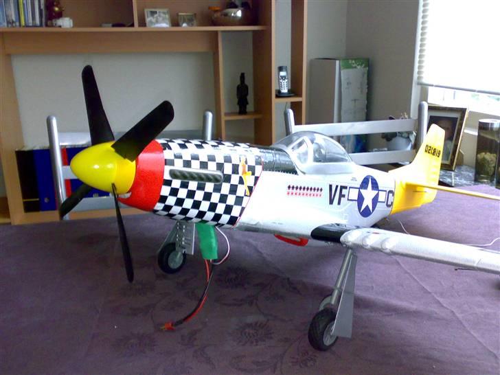 Fly Mustang p51D   art-tech billede 1