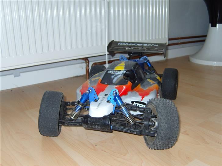 Buggy Kyosho Inferno 7.5 SPORT billede 2