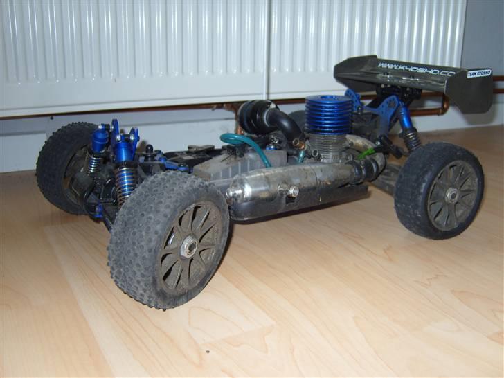 Buggy Kyosho Inferno 7.5 SPORT billede 4