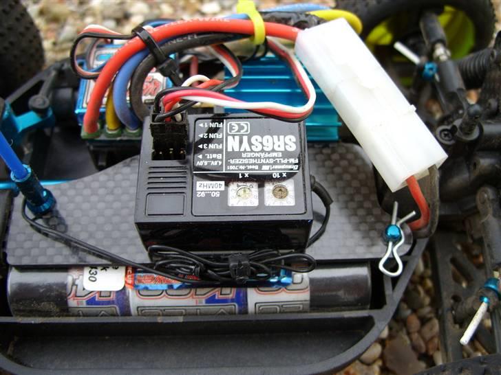 Buggy LRP Shark 18 Team Factory billede 6