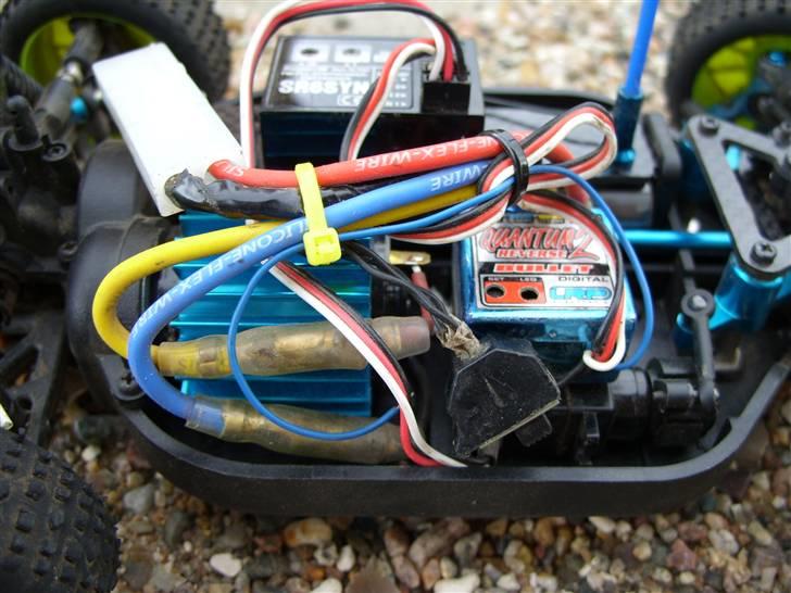 Buggy LRP Shark 18 Team Factory billede 7