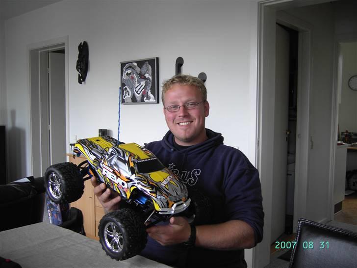 Off-Roader traxxax revo 3.3 - revo lige pakke ud = mig glad  billede 2