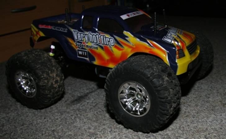 Truck Bonzer Monster "solgt" billede 4