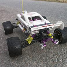 Truck Hot Bodies Lightning GTX2