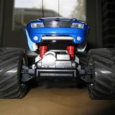 Truck Mini-z mad force