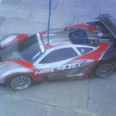 Bil Traxxas nitro 4tech