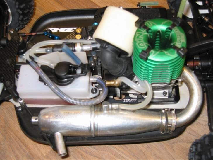 Buggy Xray XB8R billede 4