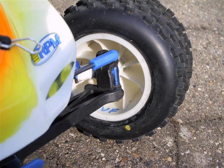 Off-Roader Associated RC10T4FT SOLGT - Ene hjulophæng. billede 3