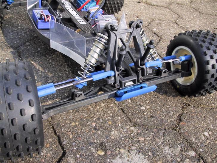 Off-Roader Associated RC10T4FT SOLGT - RPM dele skal der til :) billede 5