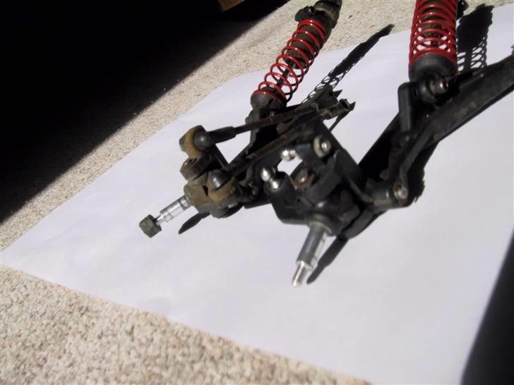 Off-Roader Team Associated RC10T2FT - Før - Efter billede 13