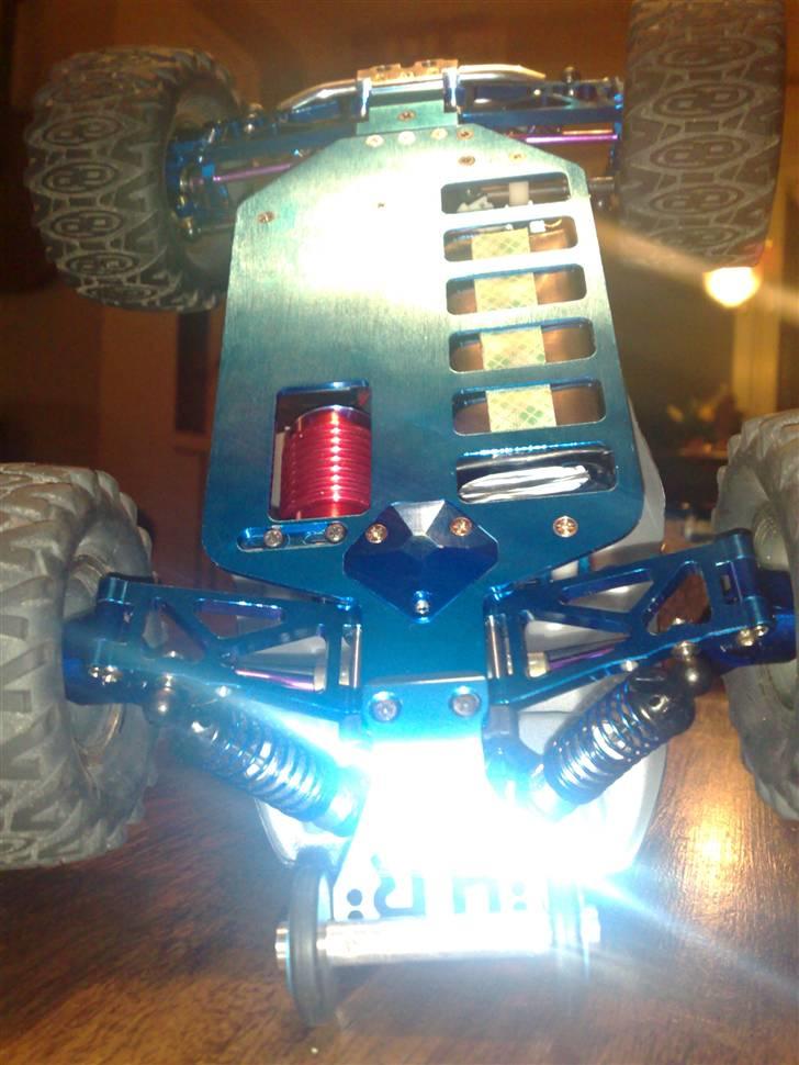 Off-Roader RC18MT alu. monster  - you spin me.. round.. billede 8