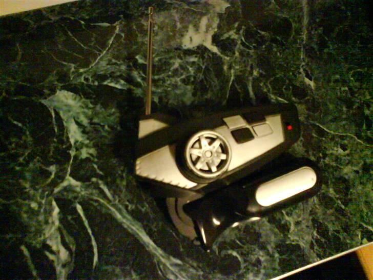 Bil Mercedes SLR McLaren - knæk så den lille og ik fylder så meget :D  billede 4