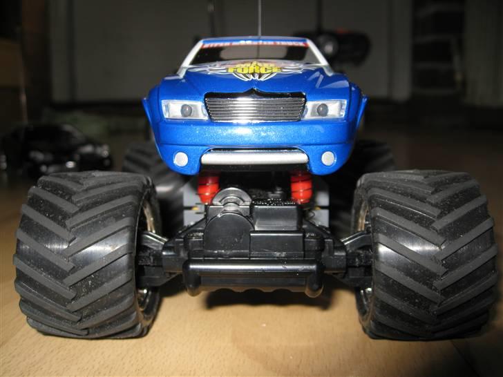 Truck Mini-z mad force billede 2