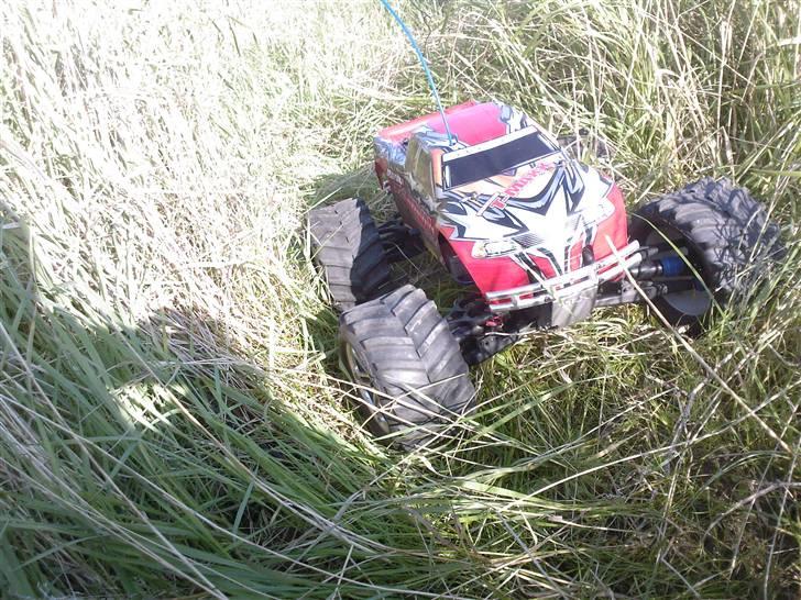 Off-Roader Traxxas T-Maxx 2,5 R (Red Bull) billede 3