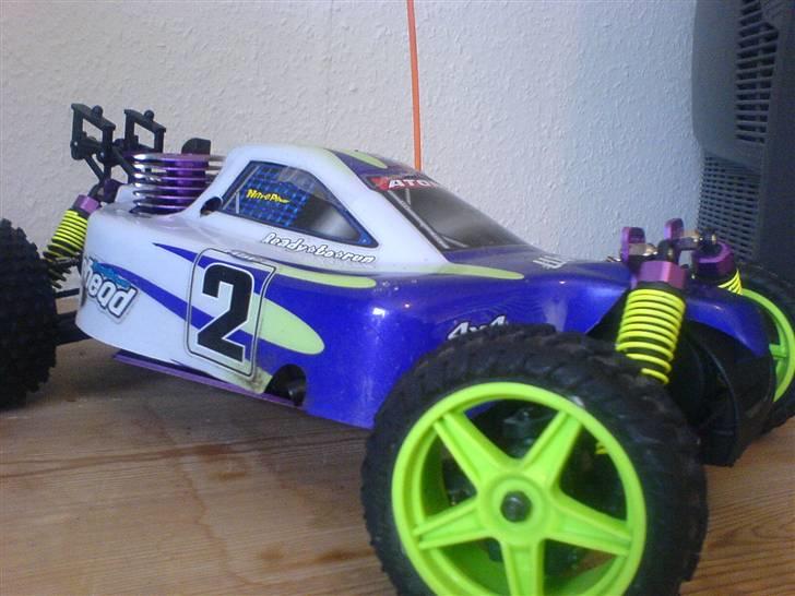 Bil atomic warhead billede 2