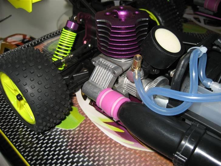 Bil Atomic Warhead *SOLGT* billede 4