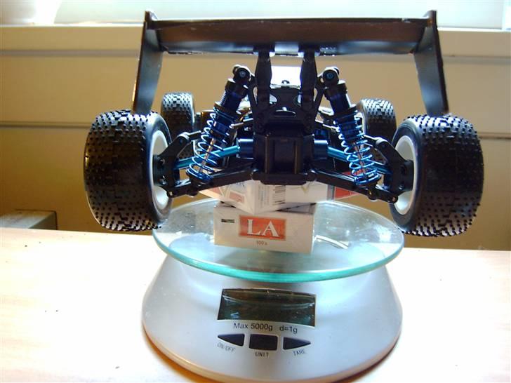 Buggy associated rc18b FT billede 2
