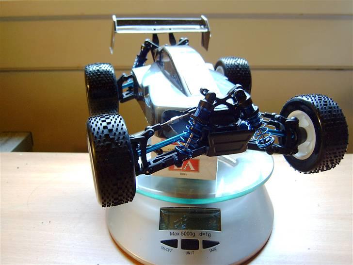 Buggy associated rc18b FT billede 13