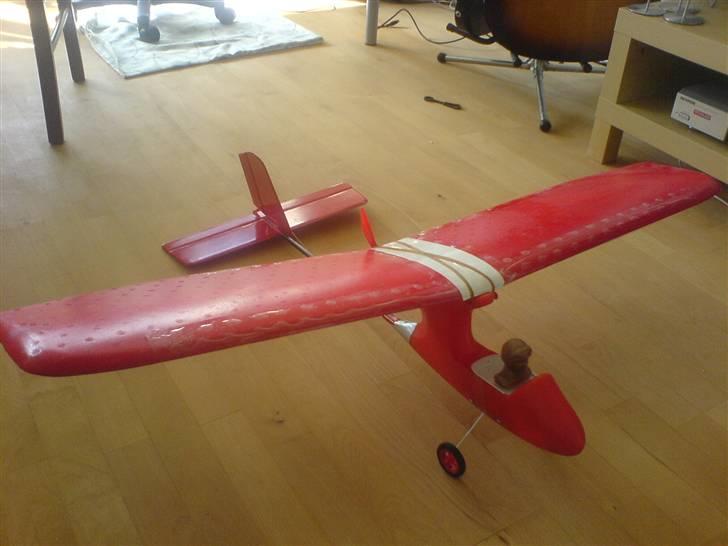 Fly Marchand Sky artist billede 2