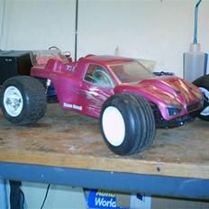 Off-Roader Asso T4 truck 