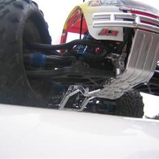 Off-Roader T-maxx 3.3