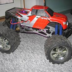 Off-Roader Savage 25