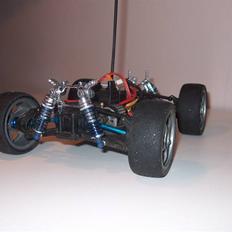 Buggy rc18b - byttet