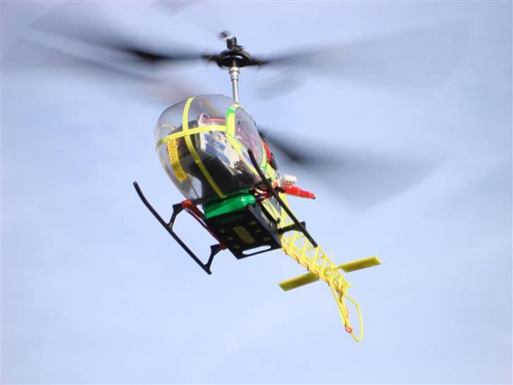 Helikopter E-sky Lama V3 - Ude at flyve billede 9