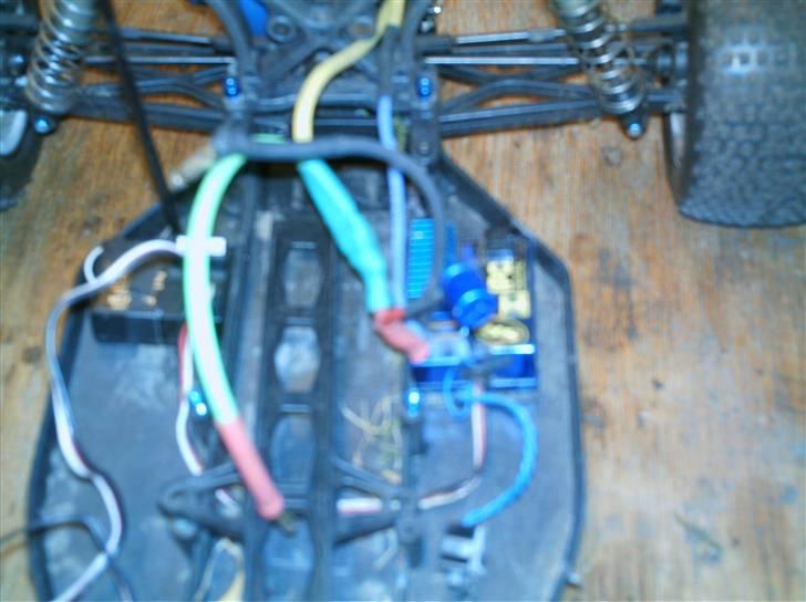 Off-Roader Asso T4 truck  billede 4