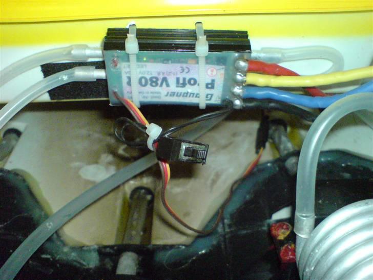 Båd RC projekt  benzin  billede 5