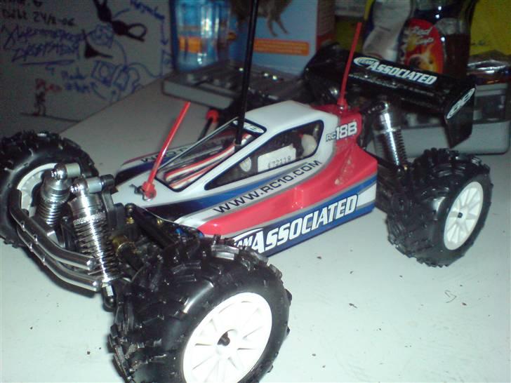 Bil Team associated 18b/T billede 8