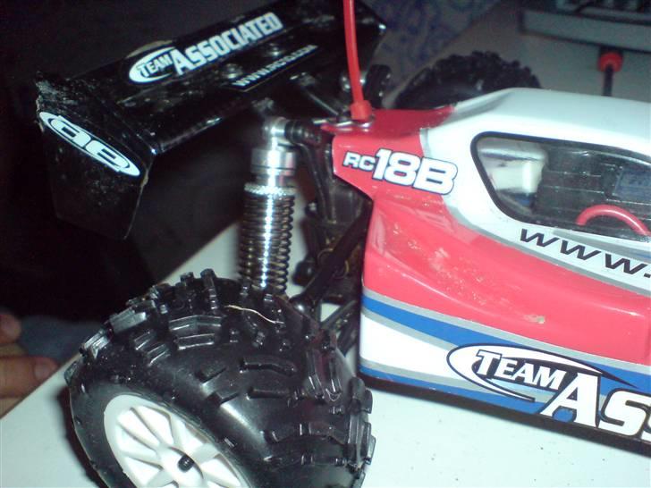 Bil Team associated 18b/T billede 10