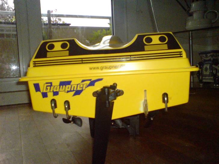 Båd RC projekt  benzin  billede 12